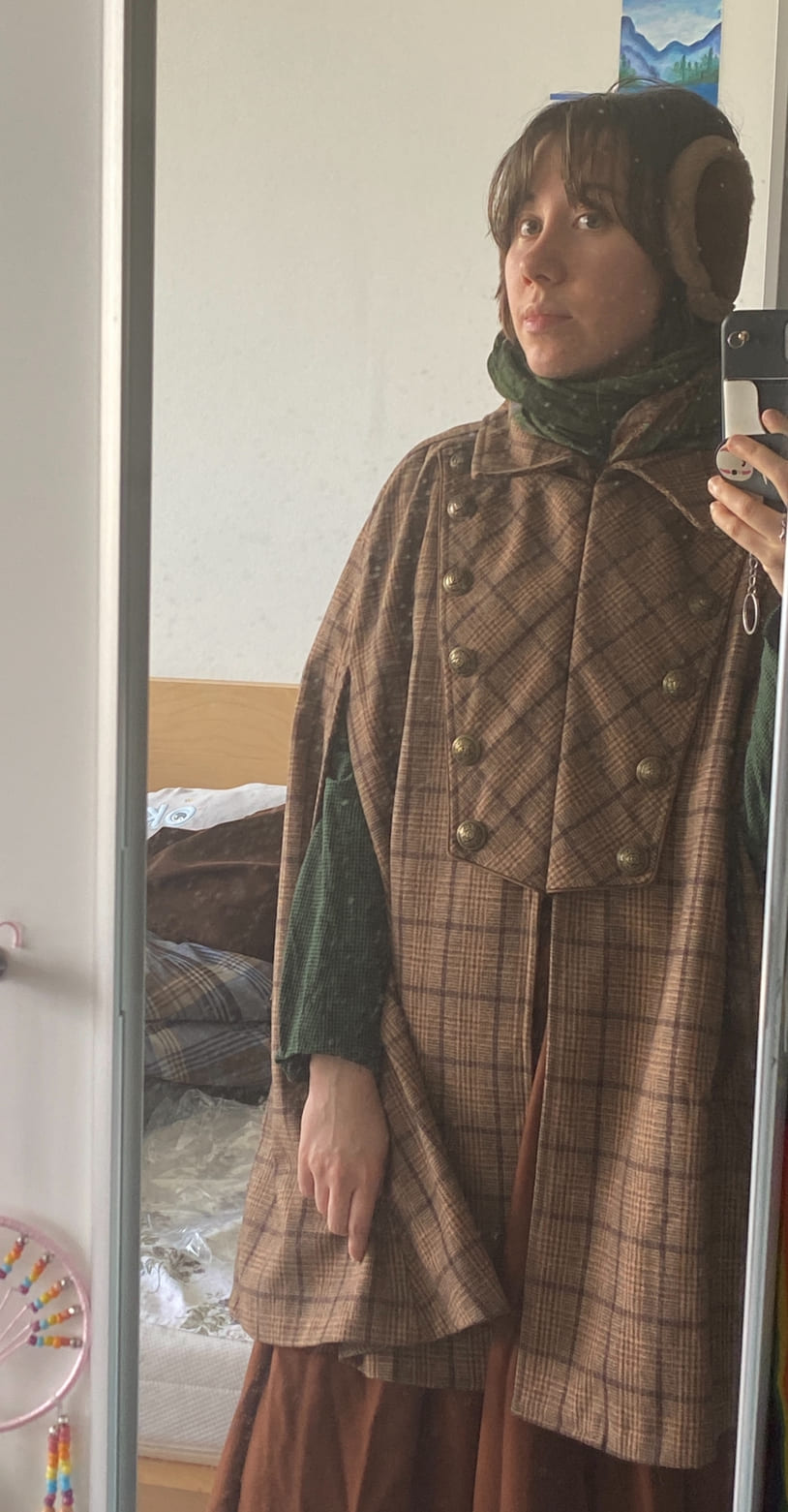 Sensibility 13 | tartan wool cape coat – Linennaive