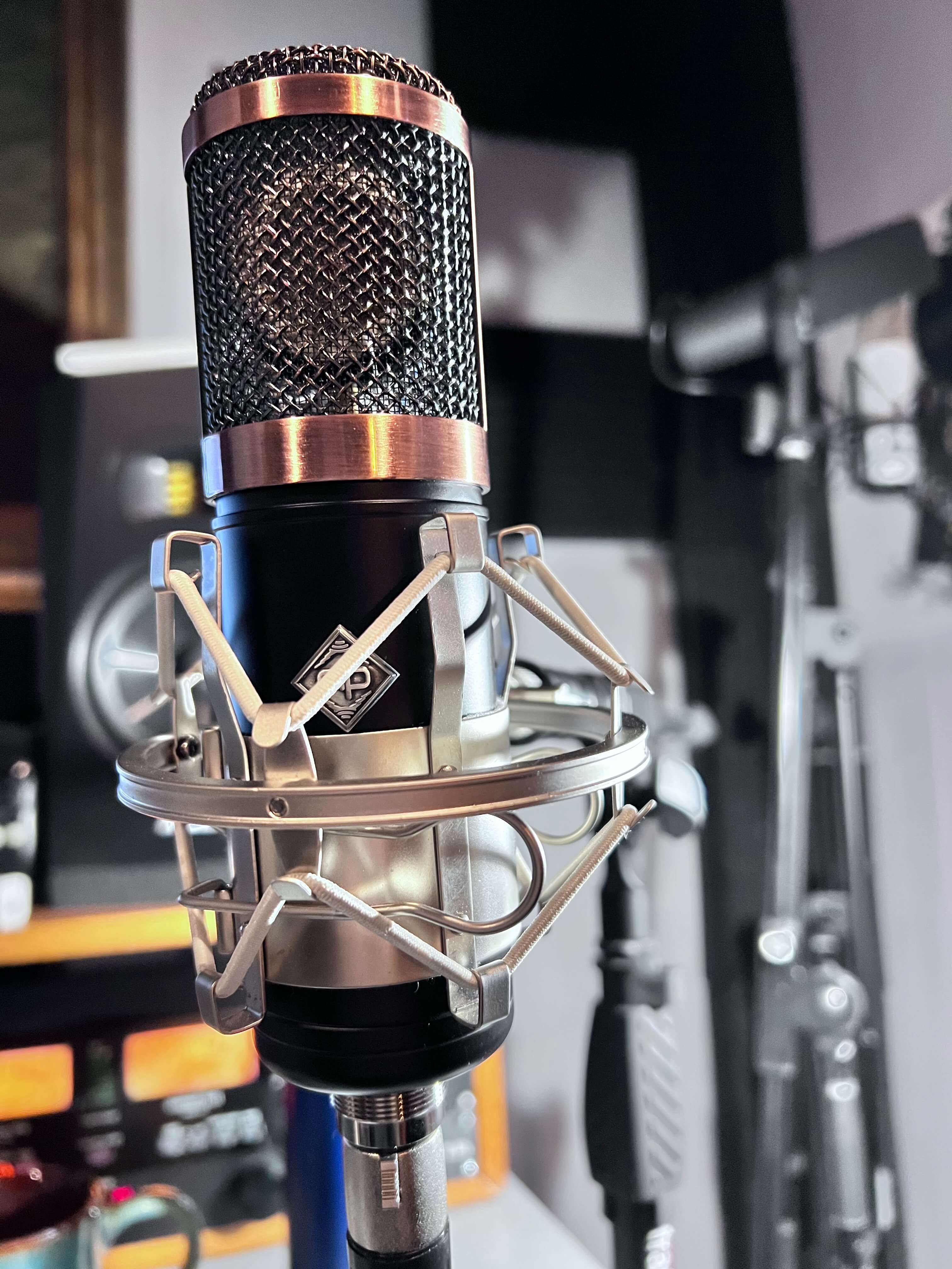 Neumann TLM103 Mod Service – Microphone-Parts.com